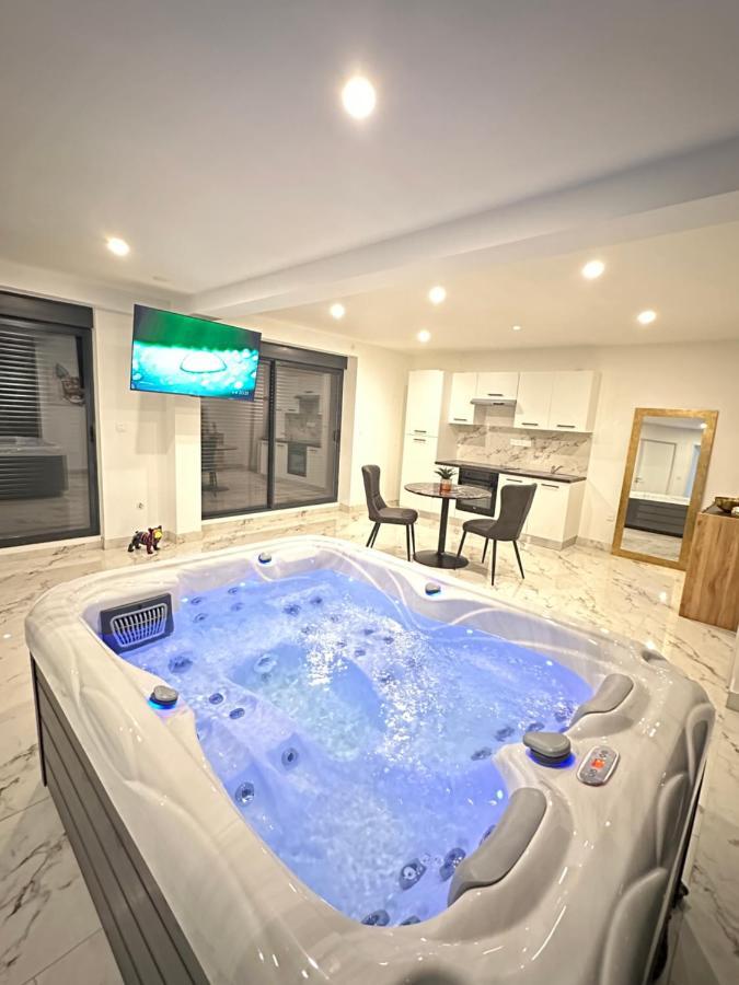 Appartement Cosy Jacuzzi Spa 70M2 Шатенуа Екстер'єр фото