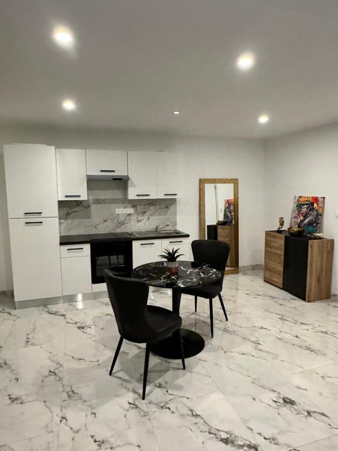 Appartement Cosy Jacuzzi Spa 70M2 Шатенуа Екстер'єр фото