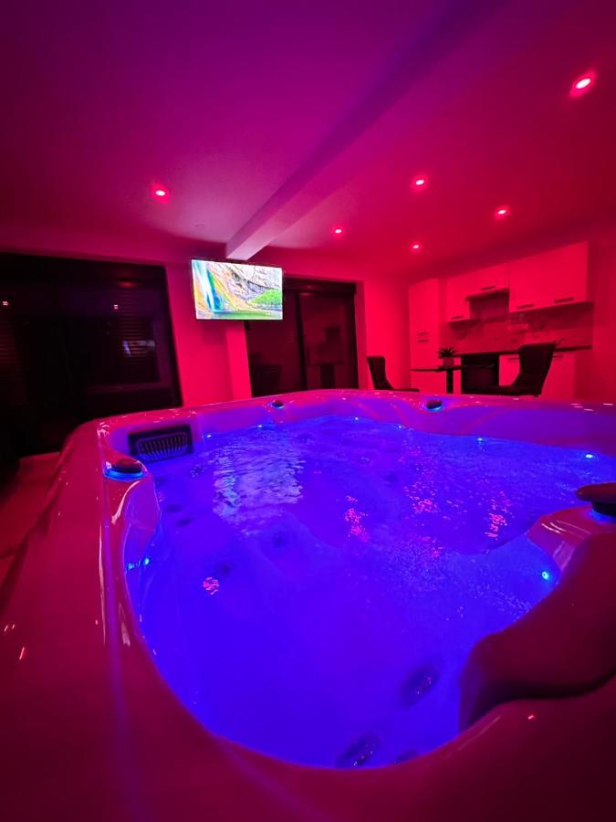 Appartement Cosy Jacuzzi Spa 70M2 Шатенуа Екстер'єр фото